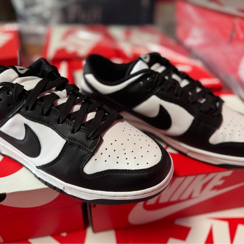 Nike panda’s dunk Low-Top Sneakers